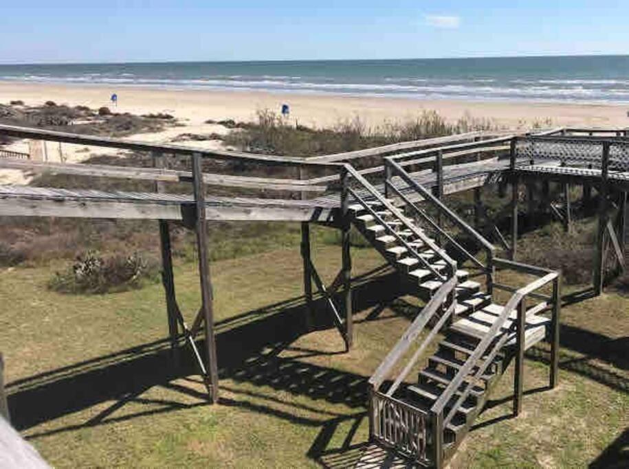 Athena'S Oceanfront Haven Villa Surfside Beach Bagian luar foto